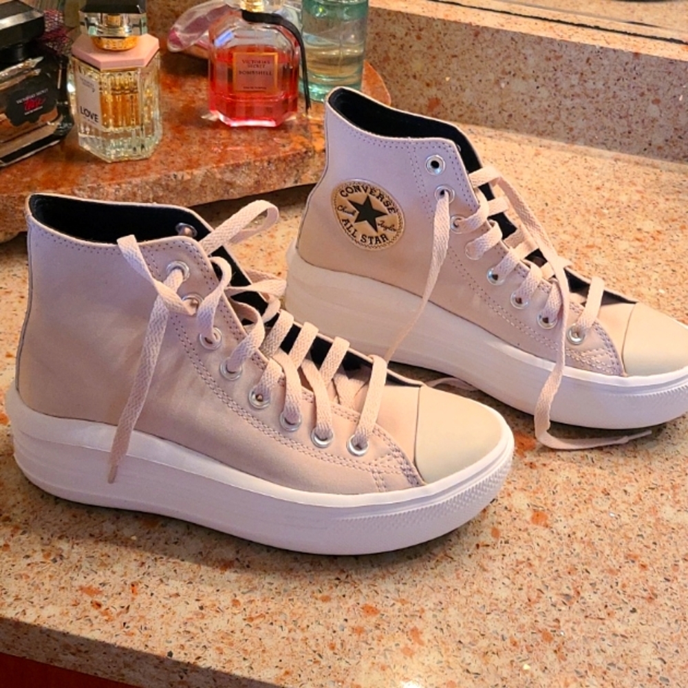 NEW Converse Allstar Chuck Taylor 6.5 Tan High Top Wedges